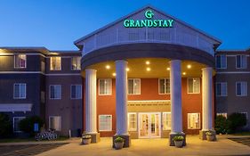 Grandstay Suites Ames Iowa